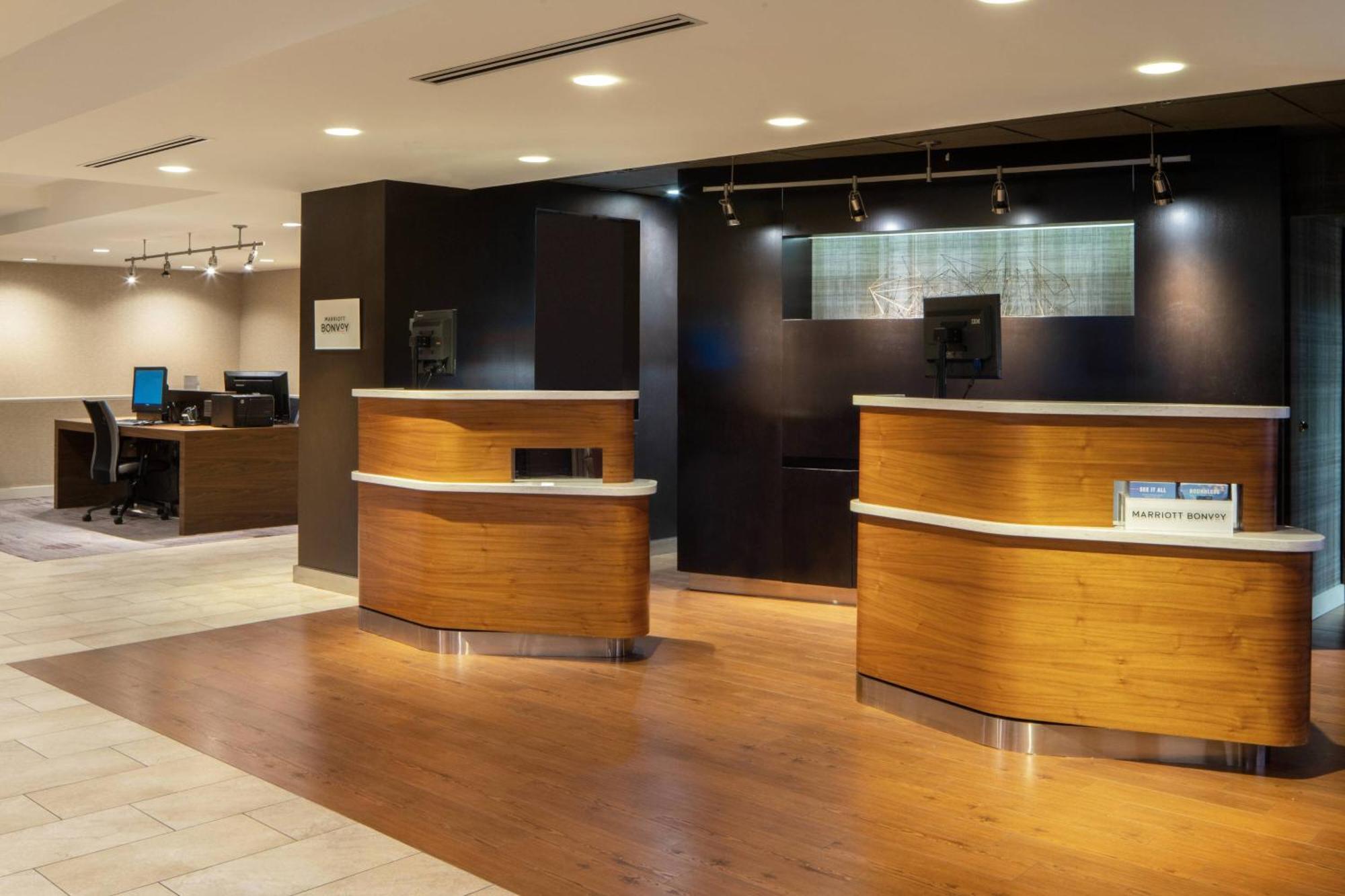Courtyard By Marriott Dulles Airport Herndon/Reston Εξωτερικό φωτογραφία