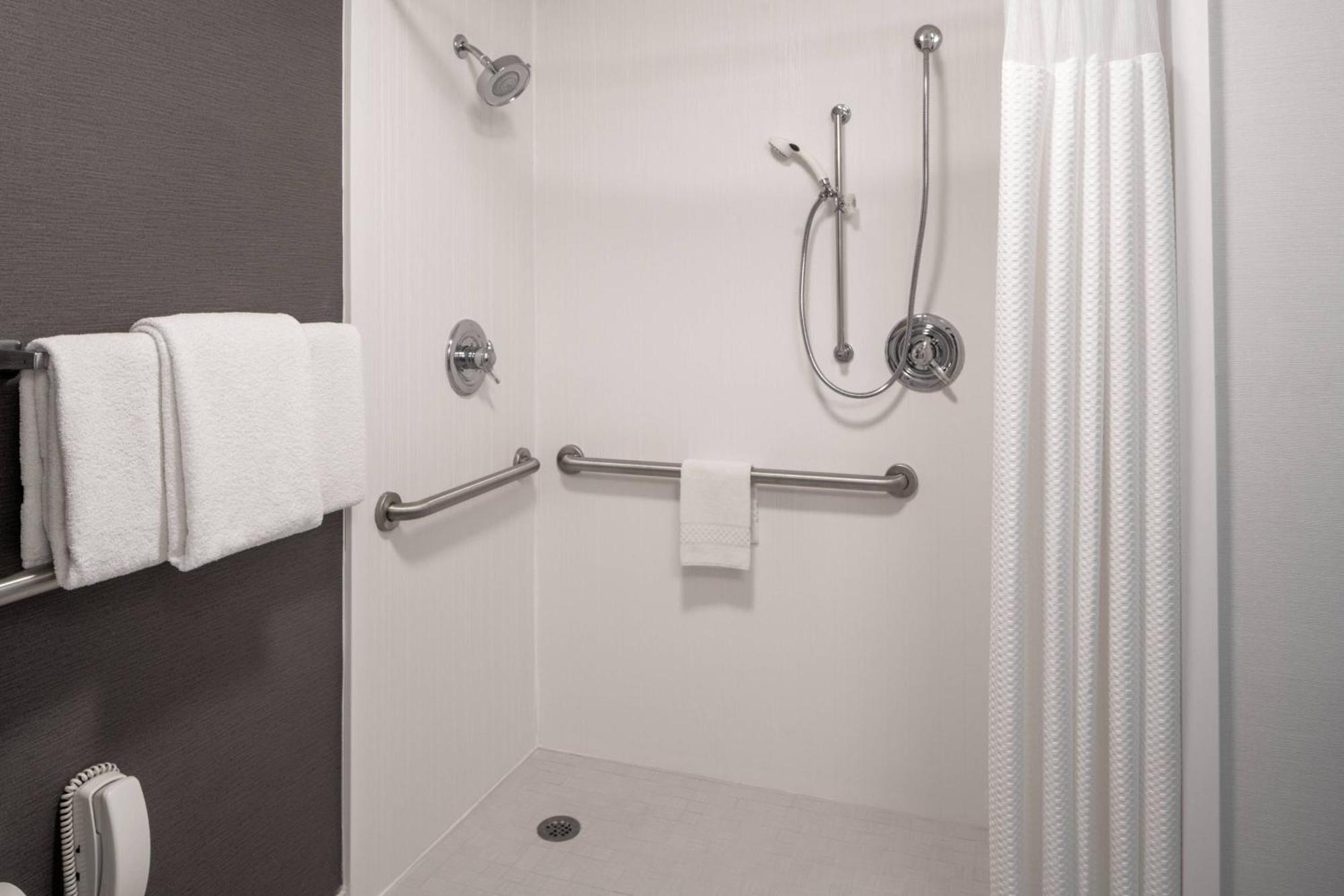 Courtyard By Marriott Dulles Airport Herndon/Reston Εξωτερικό φωτογραφία