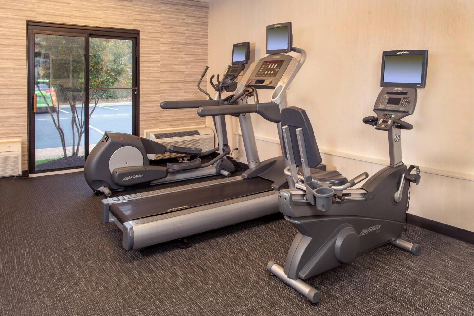 Courtyard By Marriott Dulles Airport Herndon/Reston Εξωτερικό φωτογραφία